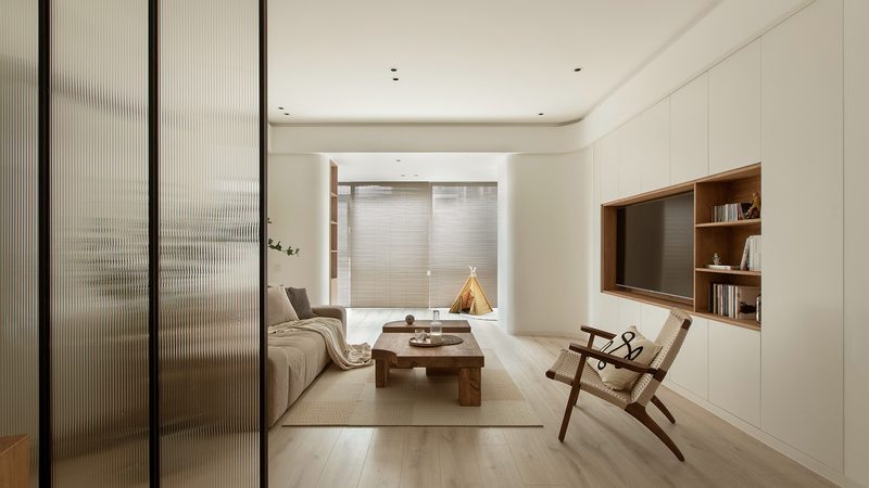 小型办公室工装与家装：设计差异解析